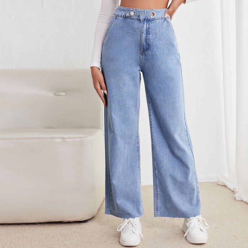 

High Waist Wide Leg Grommet Eyelet Jeans, Light wash