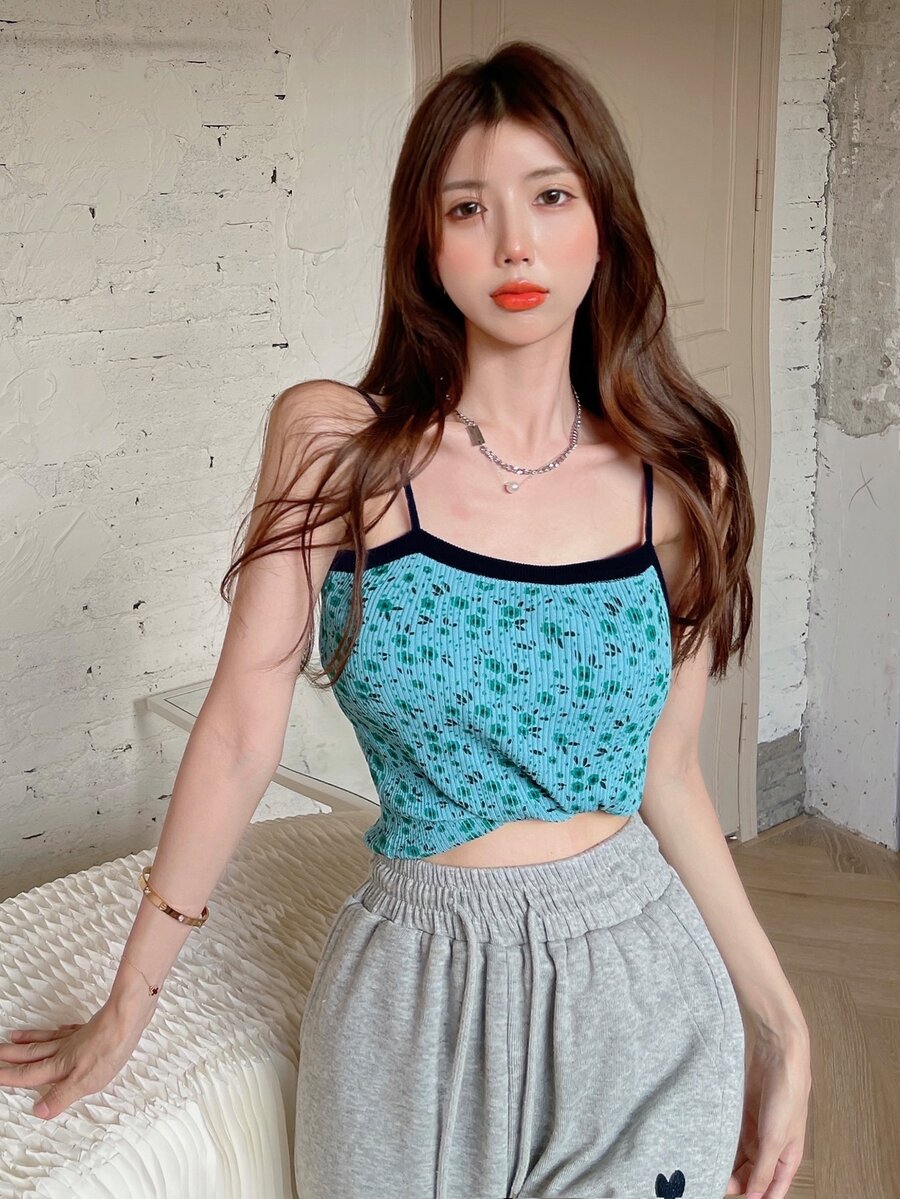 Contrast Trim Ditsy Floral Cami Top - Mint Blue - View 1