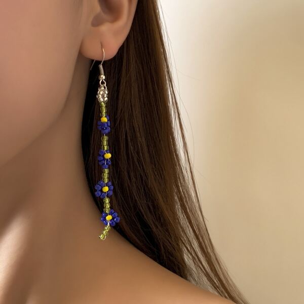 

Flower Design Bead Drop Earrings, Royal blue