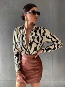 SHEIN Privé 滿版圖案前排扣襯衫 - 彩色 - 查看 1