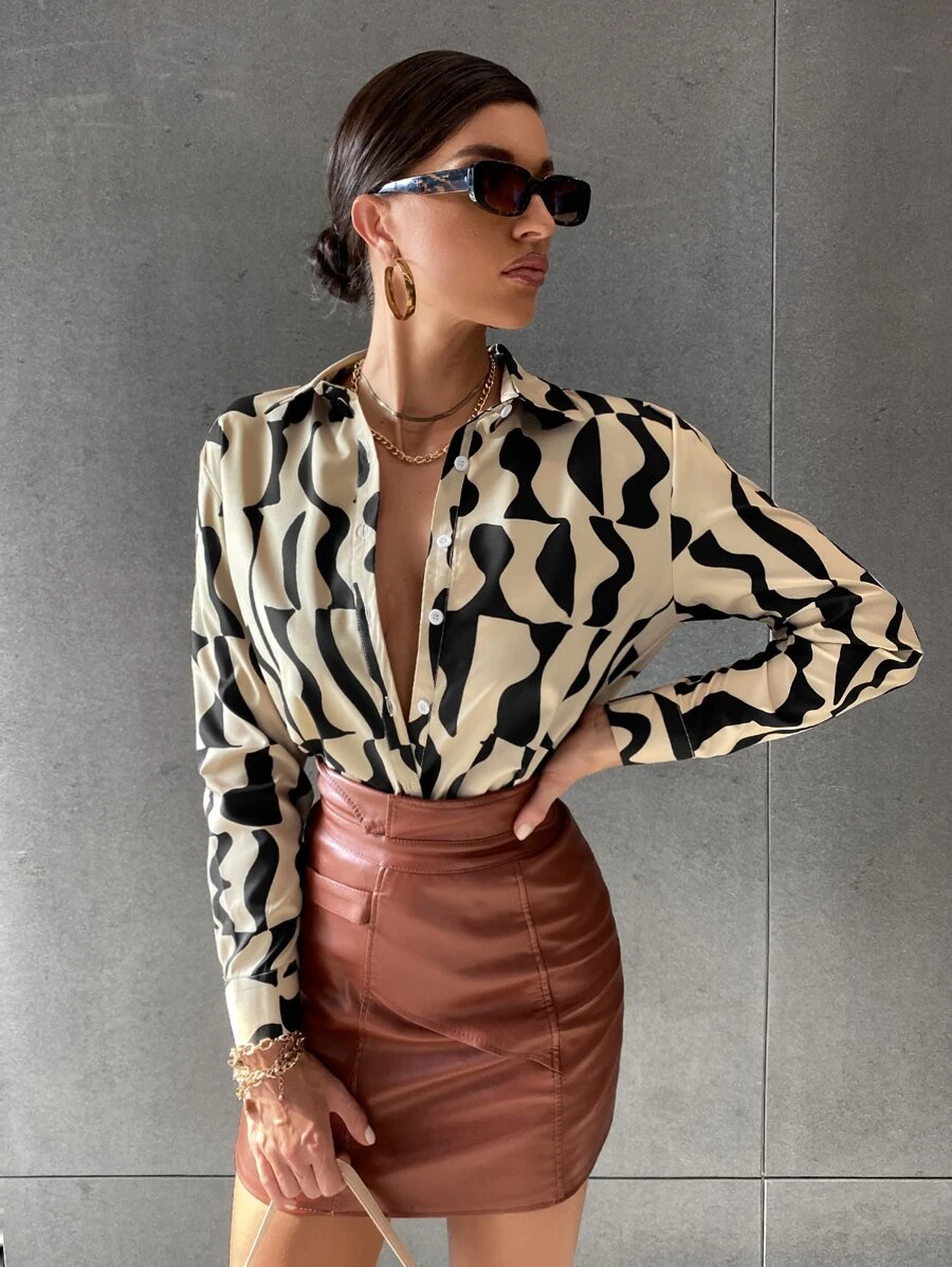 SHEIN Privé 滿版圖案前排扣襯衫 - 彩色 - 查看 1