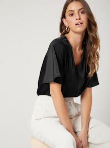 MOTF PREMIUM RELAXED FIT BUTTERFLY SLEEVE TOP - Black - View 1