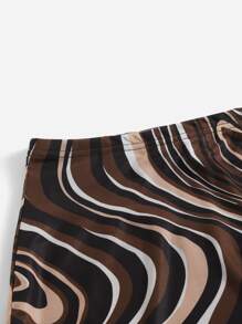 SHEIN EZwear 大碼滿版印花木耳邊網紗半身裙 - 彩色 - 查看 3