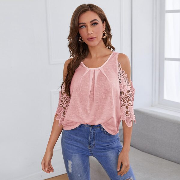 

Cold Shoulder Guipure Lace Panel Solid Top, Dusty pink
