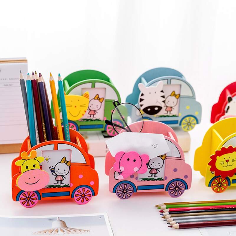 

1pc Cartoon Car Random Pen Holder, Multicolor