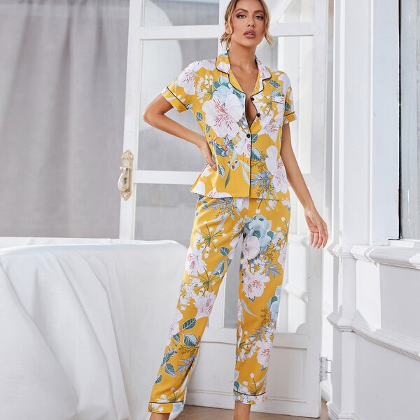 

Floral Contrast Piping Pajama Set, Multicolor