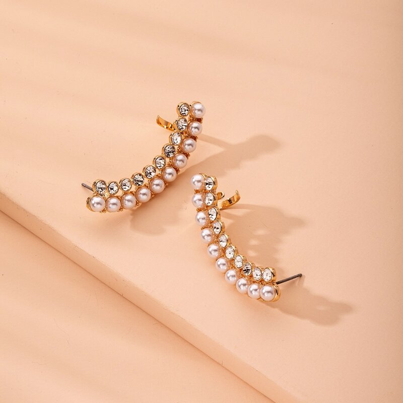 

Rhinestone Ear Cuff, Gold