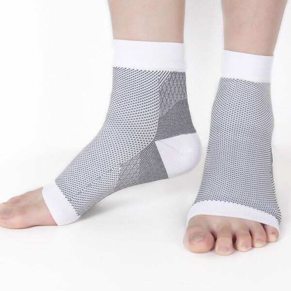

1pair Sports Ankle Brace Socks, White