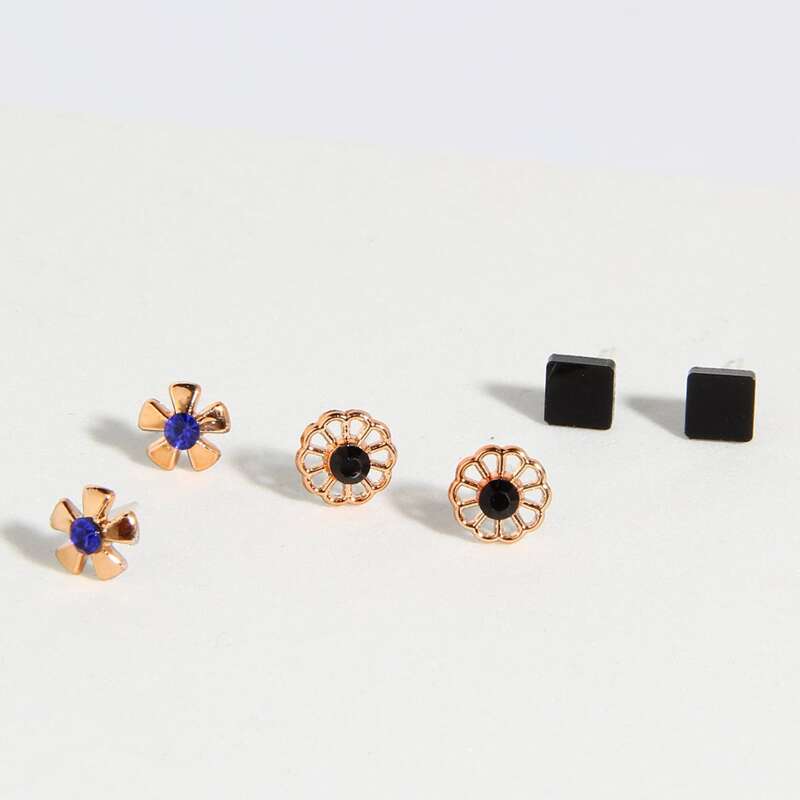 

3pairs Floral Decor Earrings, Multicolor
