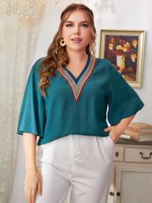 SHEIN LUNE 大碼蝴蝶袖V領襯衫 - 綠色 - 查看 5