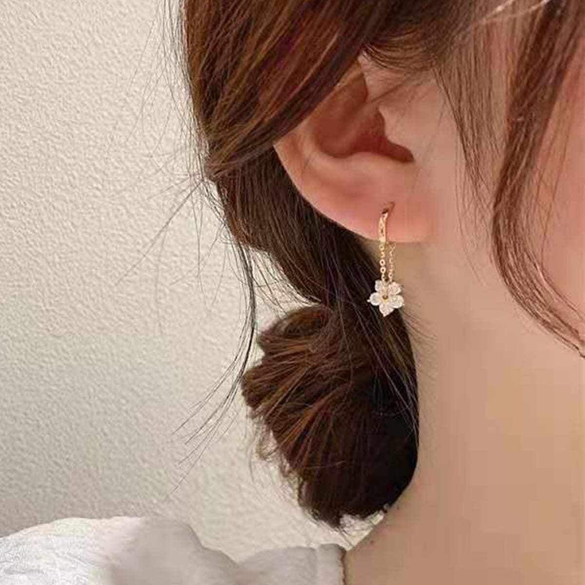 

Rhinestone Drop Earrings, Gold