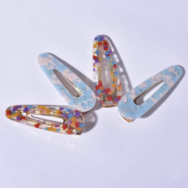 

4pcs Graphic Hair Clip, Multicolor