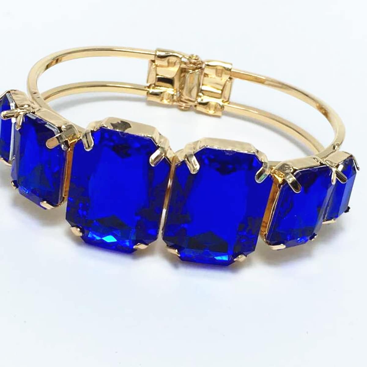 

Gemstone Decor Bracelet, Blue