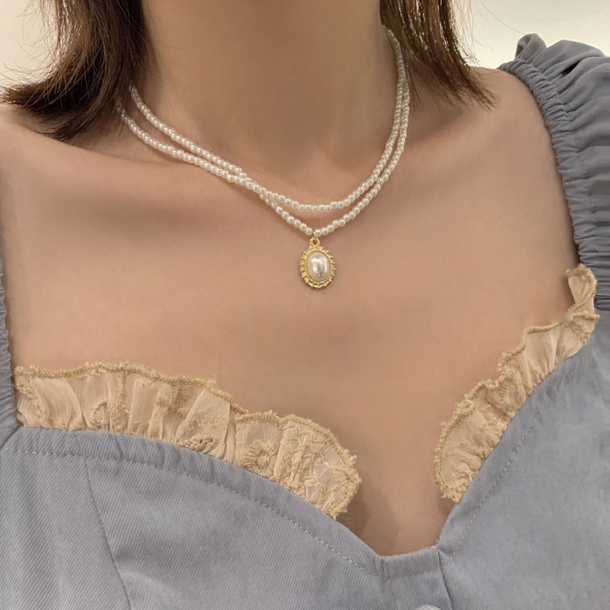 

1pc Faux Pearl Decor Layered Necklace, Gold