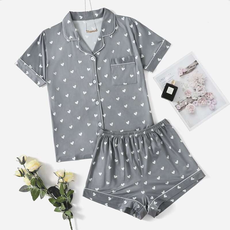 

Heart Print Lapel Collar Pajama Set, Grey