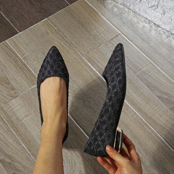 

Textured Point Toe Ballet Flats, Black