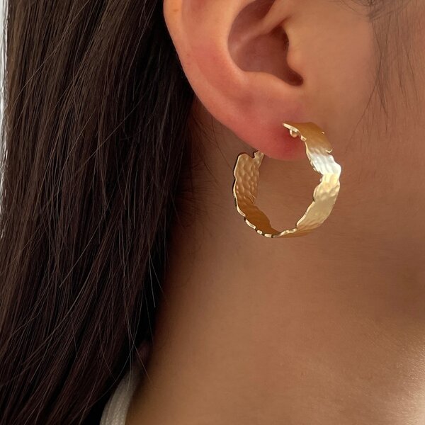 

Open Hoop Earrings, Gold