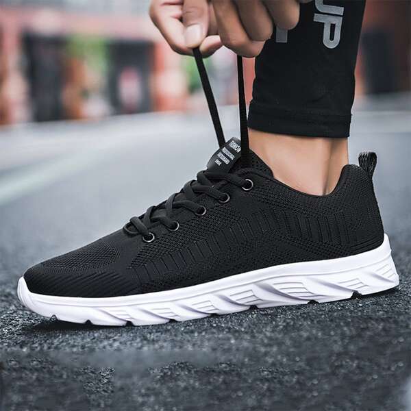 

Men Minimalist Lace Up Front Running Shoes, Black