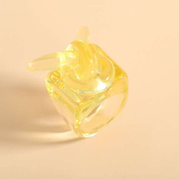 

Minimalist Chunky Ring, Yellow