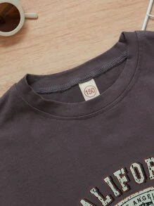 SHEIN Camiseta Gráfica Tween De Letra Y Coche Para Niñas