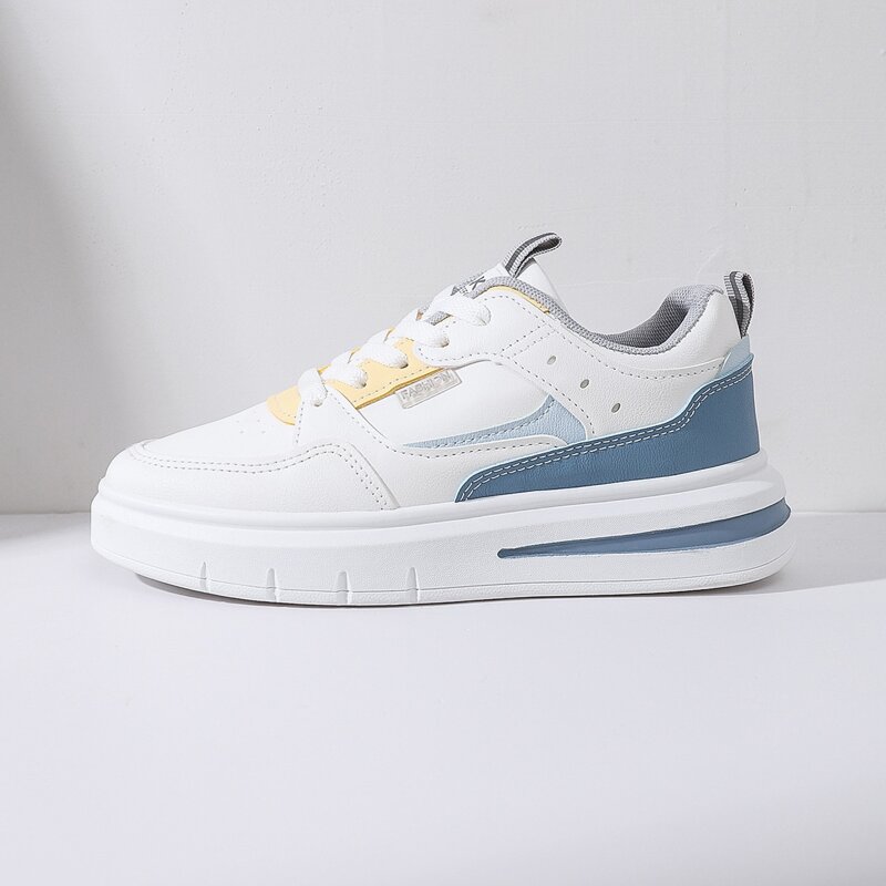 

Colorblock Lace-up Front Skate Shoes, White