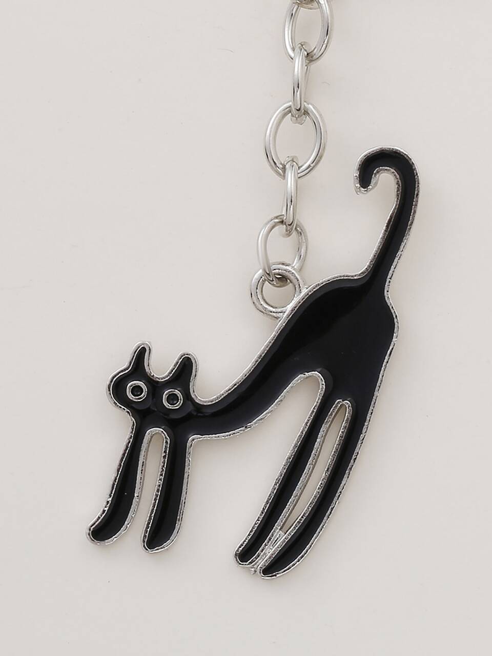 1pc Women's Super Cute Cartoon Cat Shaped Keychain With Raised Butt Design, Gift For Friends And Classmates Car Accessories Bag Charm Backpack For School Goth Y2k Gifts For Mother, Father, Graduation, And Teacher