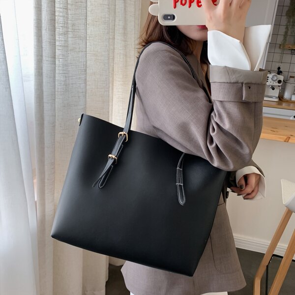 

Buckle Detail Shoulder Tote Bag, Black