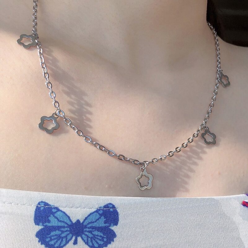 

Floral Charm Chain Necklace, Silver
