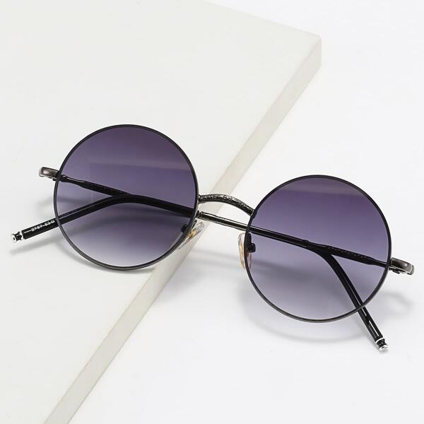 

Round Frame Sunglasses
