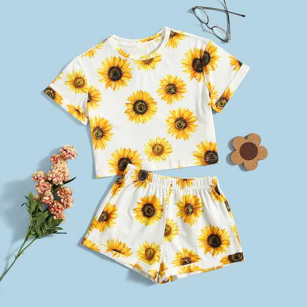 

Girls Sunflower Print Tee With Shorts, Multicolor