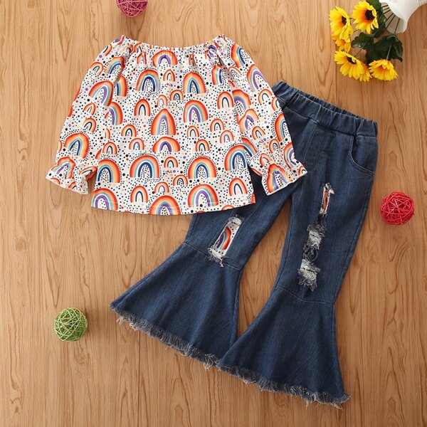 

Toddler Girls Cartoon Graphic Blouse & Ripped Flare Leg Jeans, Multicolor