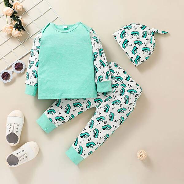 

Baby Cartoon Graphic Tee & Pants & Hat, Multicolor