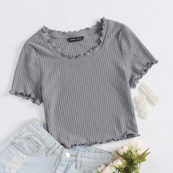 

Ribbed Lettuce-Edge Cropped Tee, Light grey