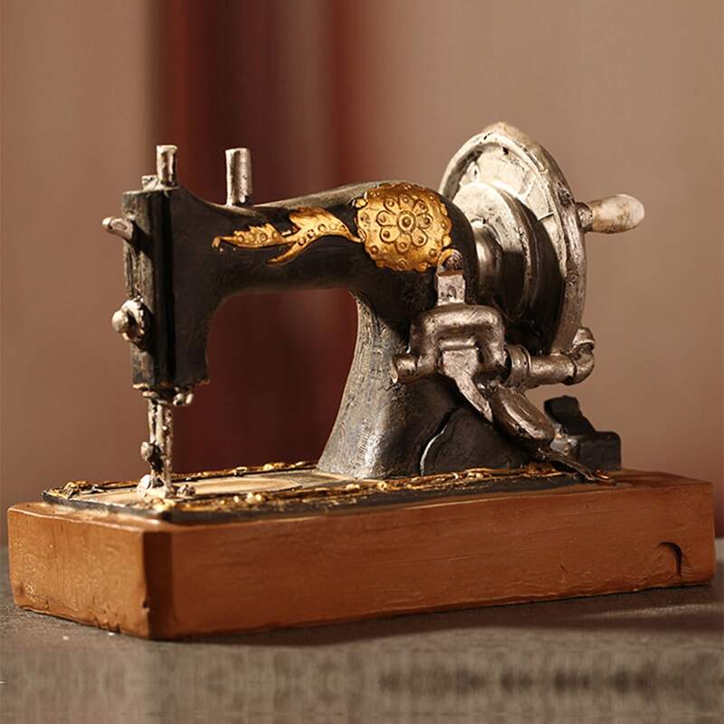 

1pc Vintage Sewing Machine Ornament, Black