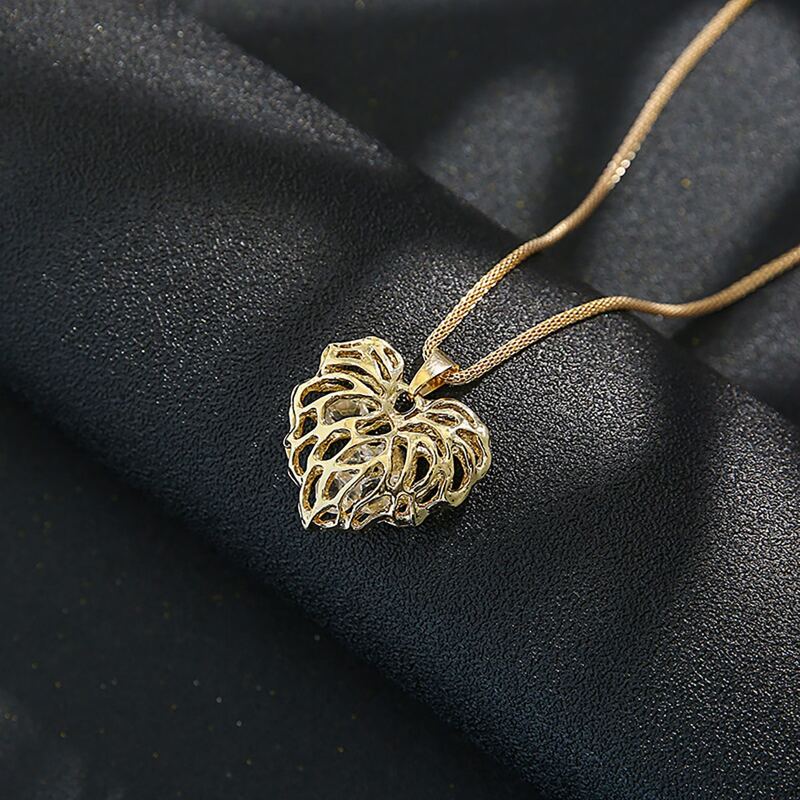 

Heart Pendant Necklace, Gold
