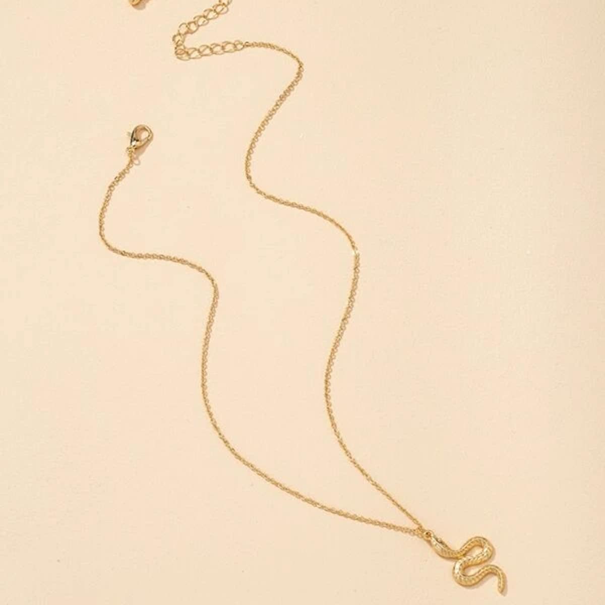 

Serpentine Pendant Necklace, Gold