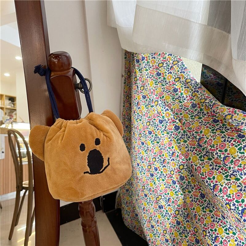 

Cartoon Plush Storage Bag, Brown