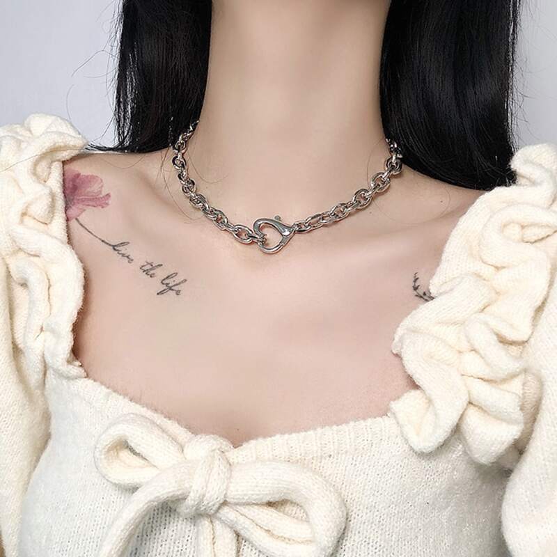 

Heart Design Chain Necklace, Silver
