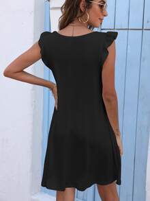 DEARCASE Váy liền thân Ruffle áo tay bướm - màu đen - Xem 2