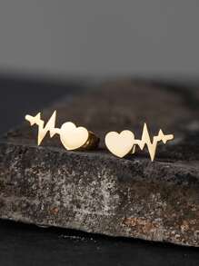 Heart Detail Stud Earrings - Yellow Gold - View 1