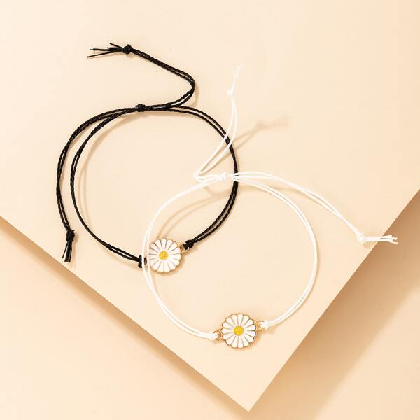 

2pcs Flower Decor Bracelet, Multicolor