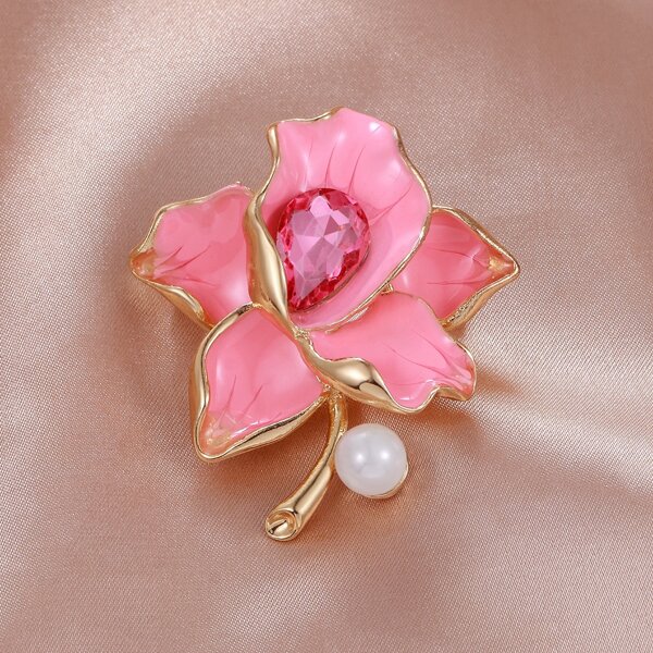 

Flower Design Brooch, Pink