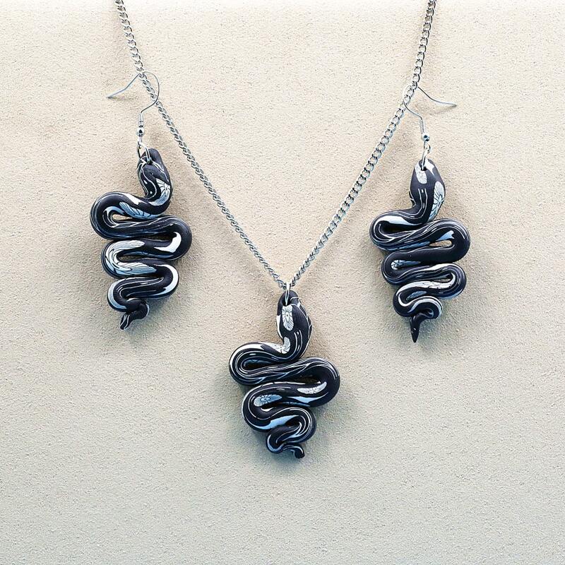

1pc Snake Pendant Chain Necklace & 2pcs Earrings, Multicolor