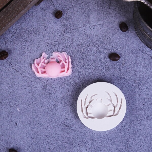 

1pc Spider Design Mold, Grey