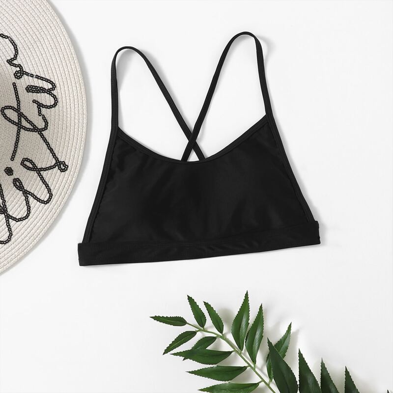 

Solid Criss Cross Back Bikini Top, Black