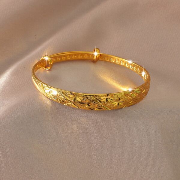 

Textured Metal Bangle, Gold