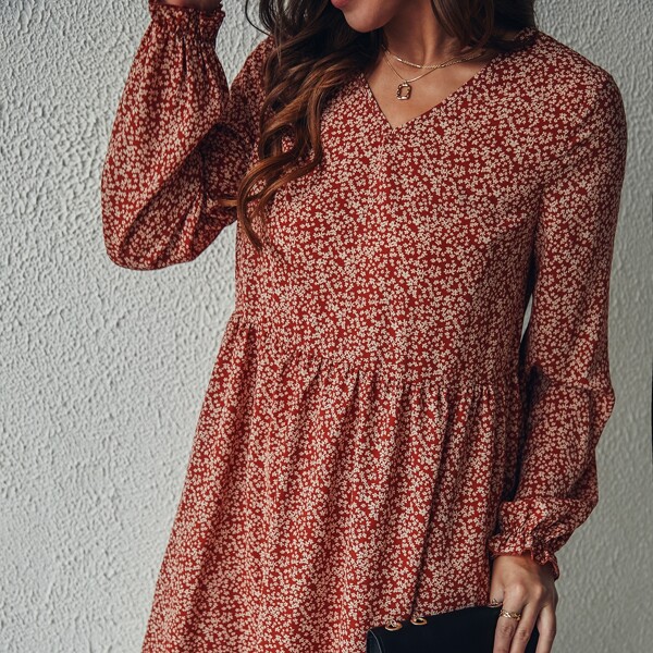 

Ditsy Floral Bishop Sleeve Smock Dress, Red and white