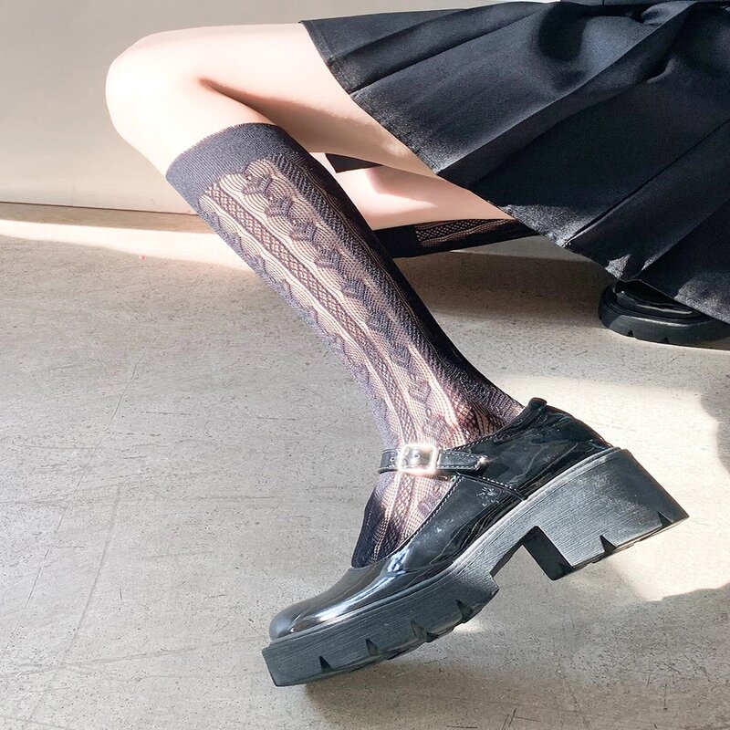 

Heart Pattern Over The Calf Socks, Black