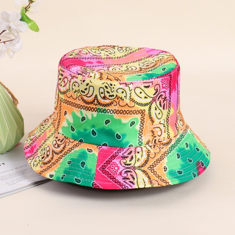 

Paisley Pattern Bucket Hat, Multicolor