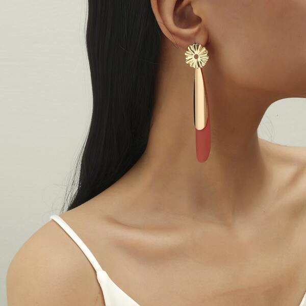 

Geometric Drop Earrings, Pink